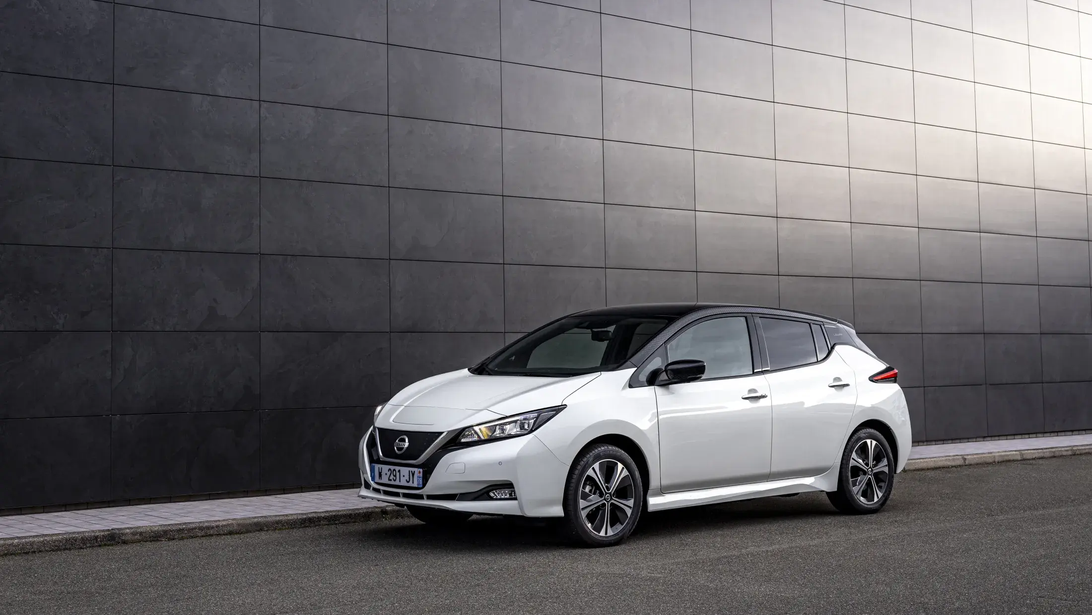 Herwers Nissan LEAF 