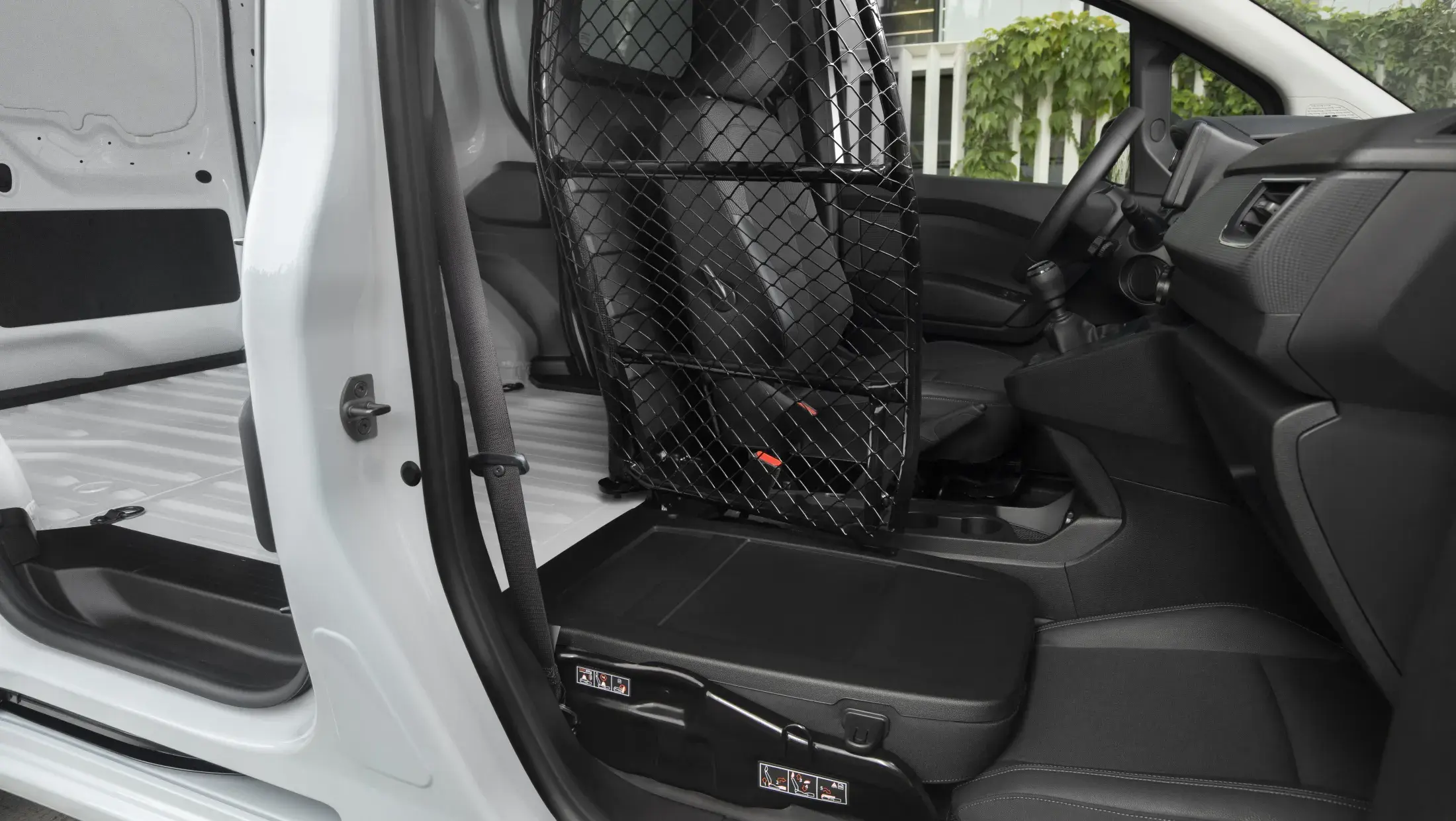 Herwers Nissan Townstar interieur