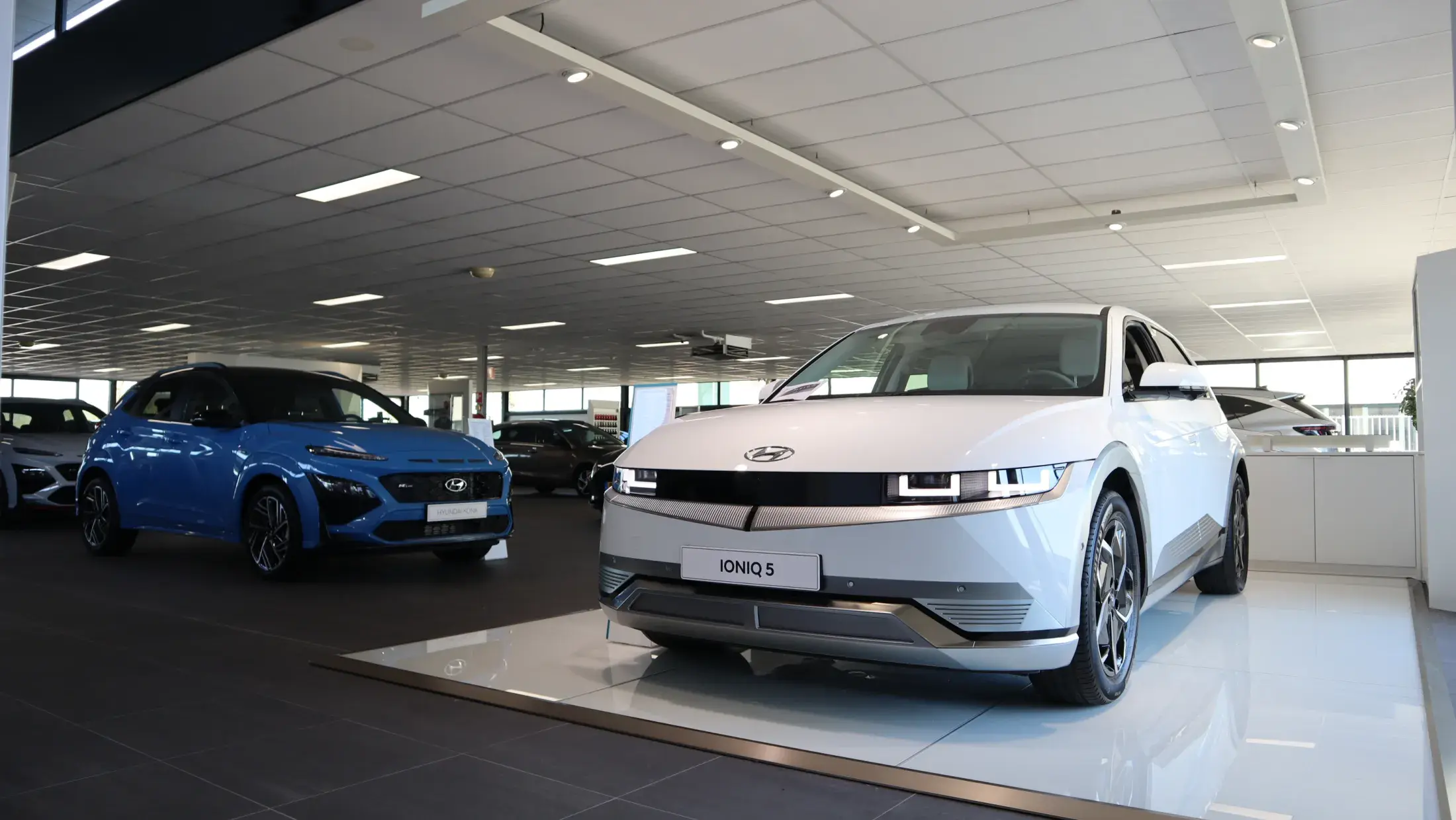 Herwers Hyundai Tiel Showroom